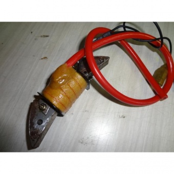 Mitsubitchi  -CT 351 --CT 205  equipé de rupteur