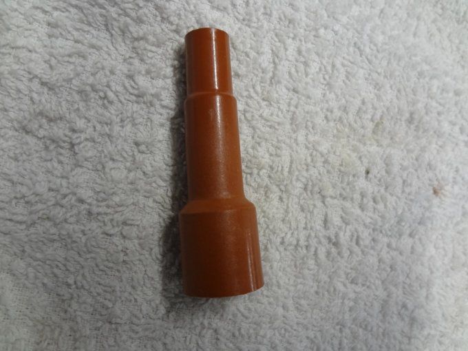   Embout de bougie  en bakelite ,hauteur 6 cm ,antiparasité