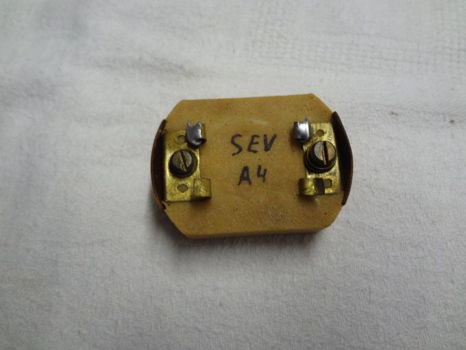   Condensateur papier pour magneto SEV A4