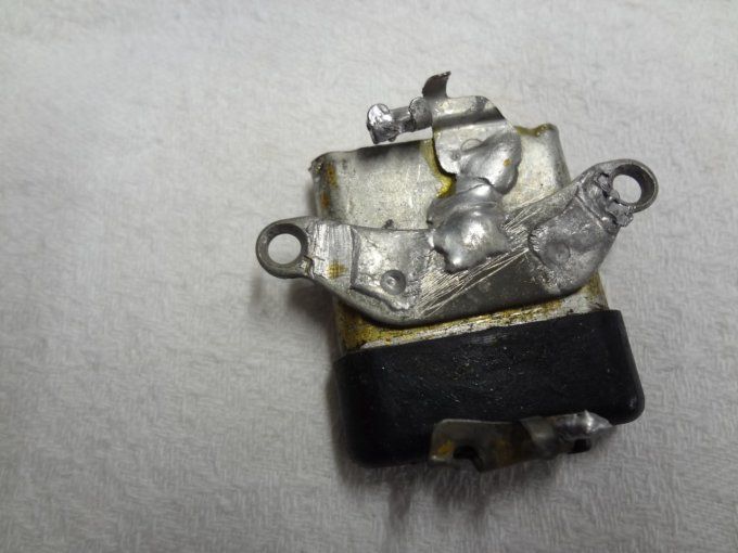   Condensateur papier pour magneto Lucas K2F --K1F