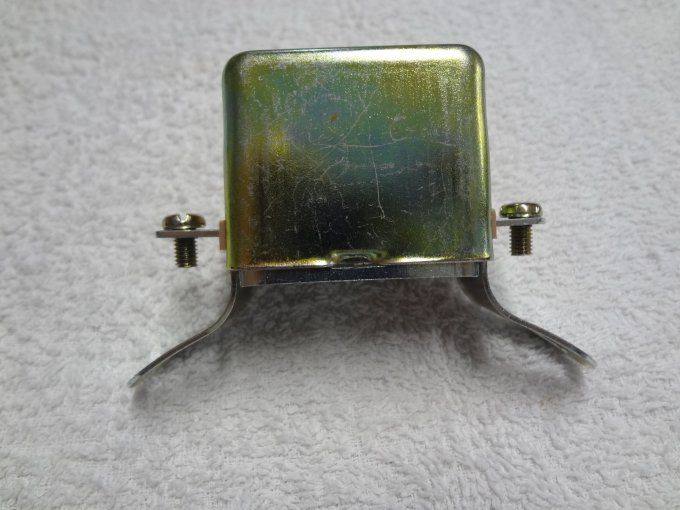 Conjoncteur  disjoncteur  6 VOLTS