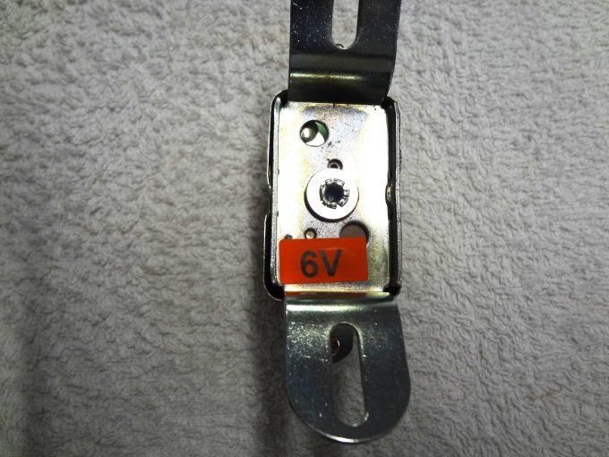 Conjoncteur  disjoncteur  6 VOLTS